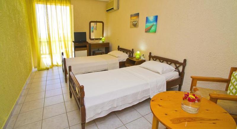 Hotel Vergina Lagonisi Esterno foto