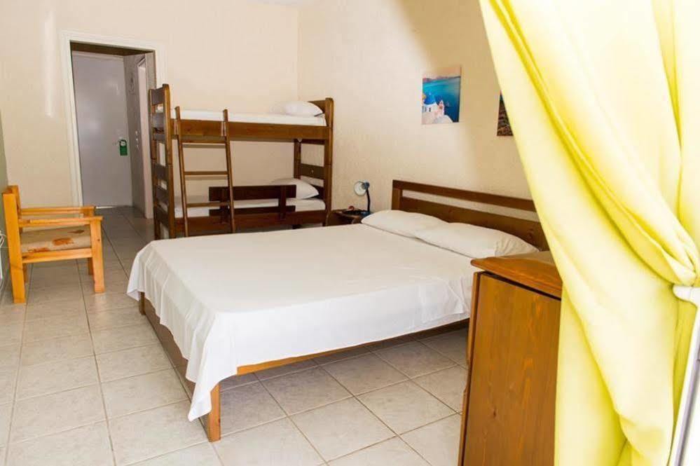 Hotel Vergina Lagonisi Esterno foto